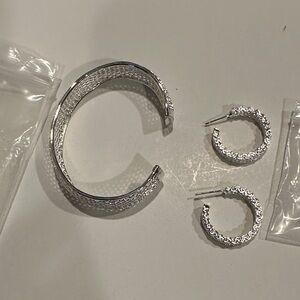 Elegant Silver Jewelry Set